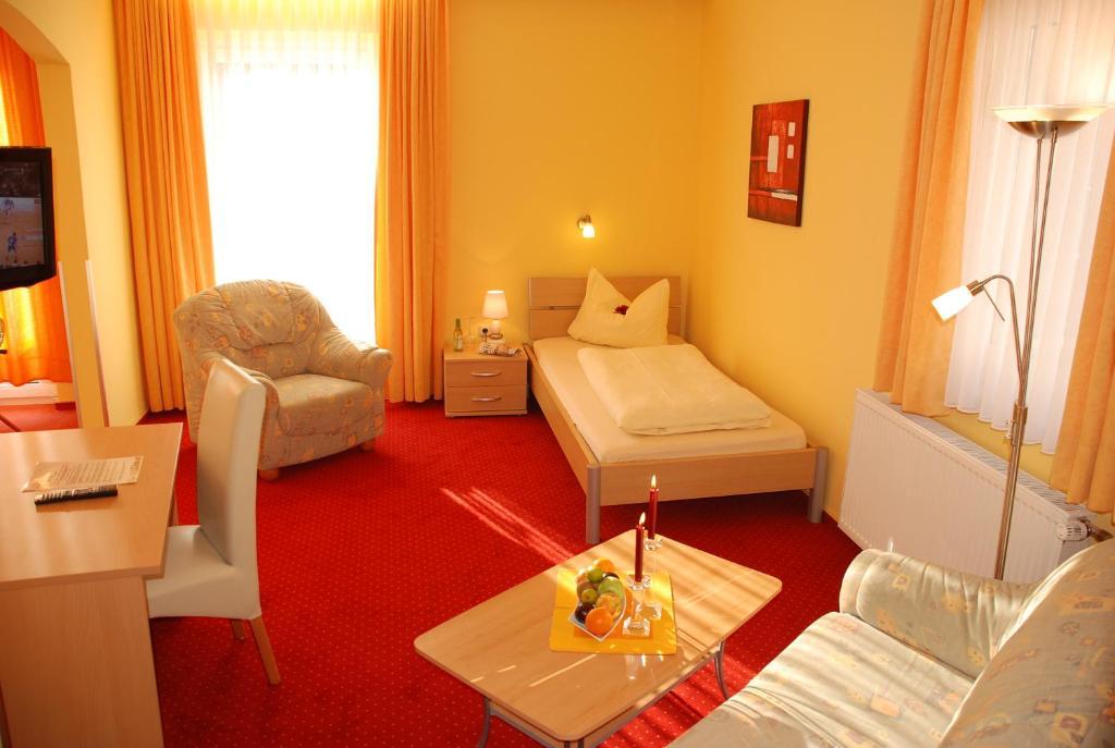 Hotel Heissinger Bad Berneck im Fichtelgebirge Oda fotoğraf